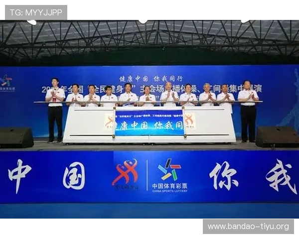 上海体育日报评论：分析上海体育政策调整对全民健身运动的积极影响与挑战